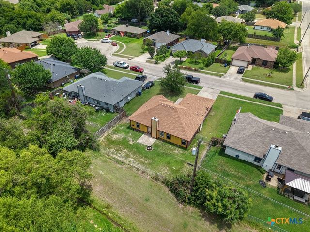 303 Rodeo Circle, Copperas Cove, TX 76522