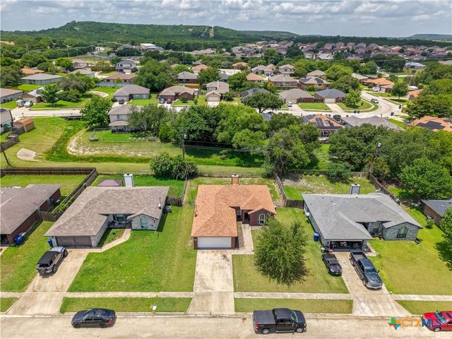 303 Rodeo Circle, Copperas Cove, TX 76522