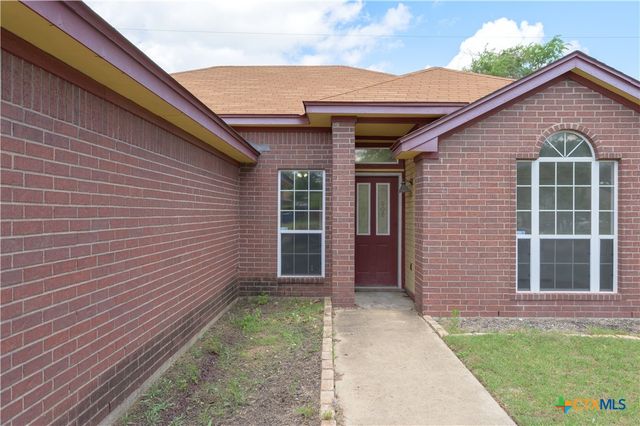 303 Rodeo Circle, Copperas Cove, TX 76522