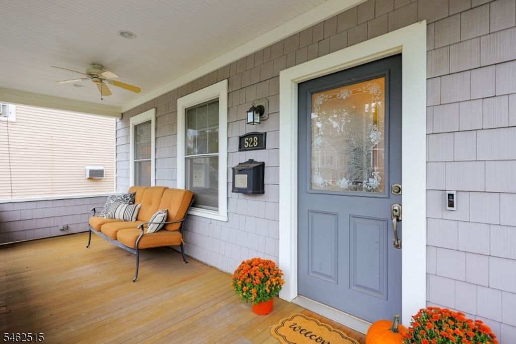 528 Downer Street, Westfield Town, NJ 07090 — photo 3