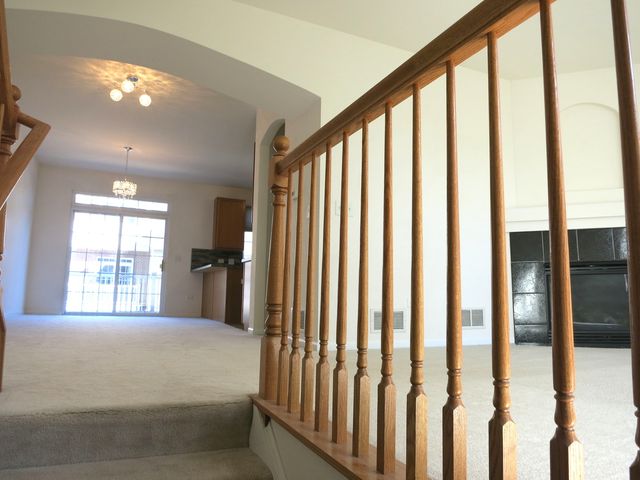 907 Neudearborn Lane, Naperville, IL 60563