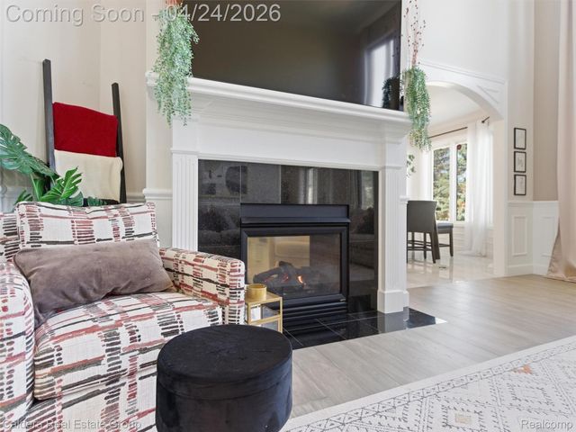 7219 Vista Drive, Shelby Charter Township, MI 48316