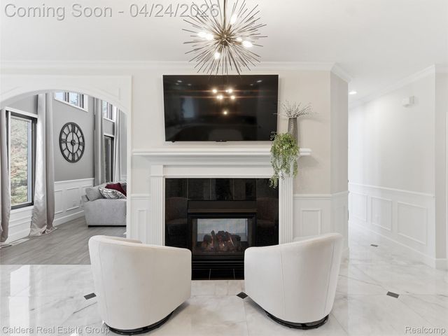 7219 Vista Drive, Shelby Charter Township, MI 48316