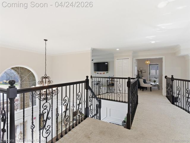 7219 Vista Drive, Shelby Charter Township, MI 48316