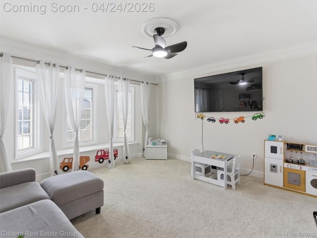 7219 Vista Drive, Shelby Charter Township, MI 48316