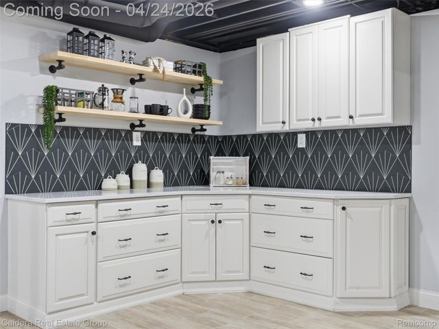 7219 Vista Drive, Shelby Charter Township, MI 48316