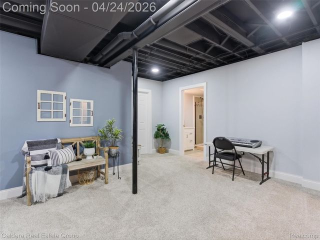 7219 Vista Drive, Shelby Charter Township, MI 48316