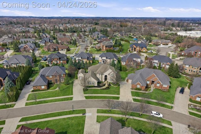 7219 Vista Drive, Shelby Charter Township, MI 48316