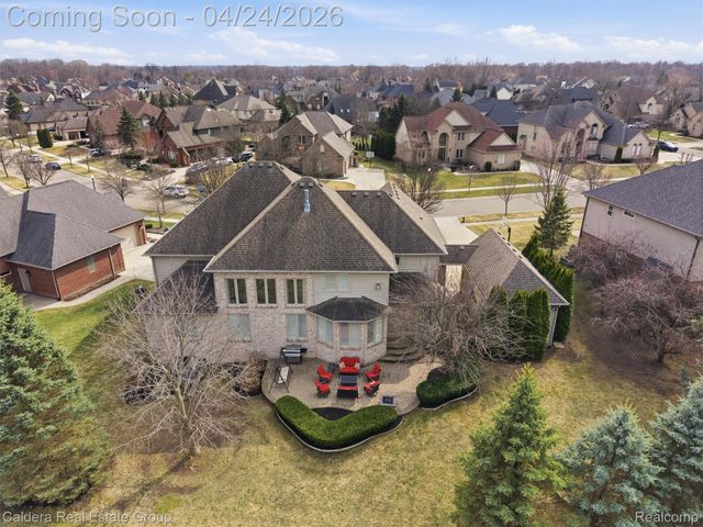 7219 Vista Drive, Shelby Charter Township, MI 48316
