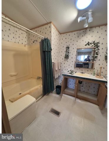 59 WALNUT LN, Heathsville, VA 22473