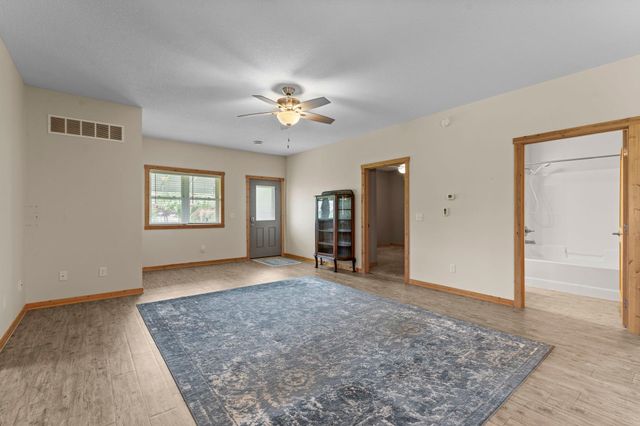 11330 Lakeview Heights Road, Pine City, MN 55063