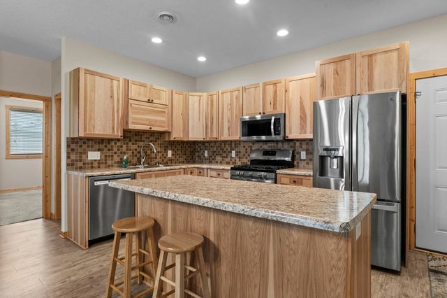 11330 Lakeview Heights Road, Pine City, MN 55063