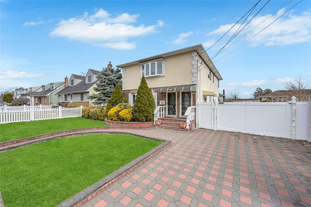 431 Kirkman Avenue, Elmont, NY 11003