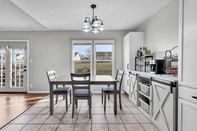 1760 Butternut Dr, Clarksville, TN 37042