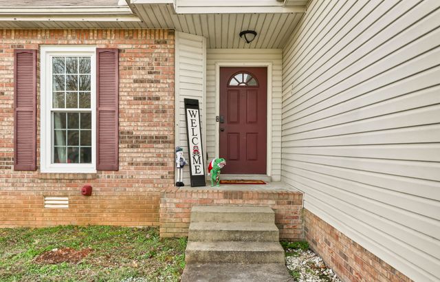 1760 Butternut Dr, Clarksville, TN 37042