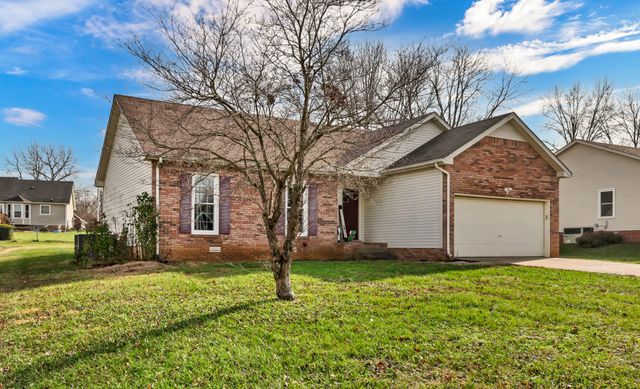 1760 Butternut Dr, Clarksville, TN 37042