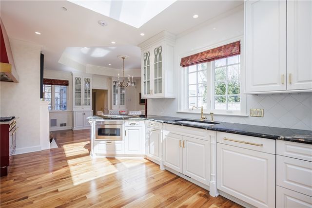 509 Allens Creek Road, Pittsford, NY 14618