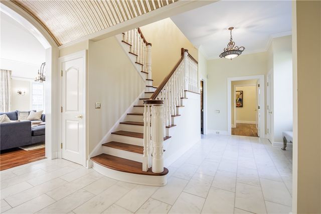 509 Allens Creek Road, Pittsford, NY 14618