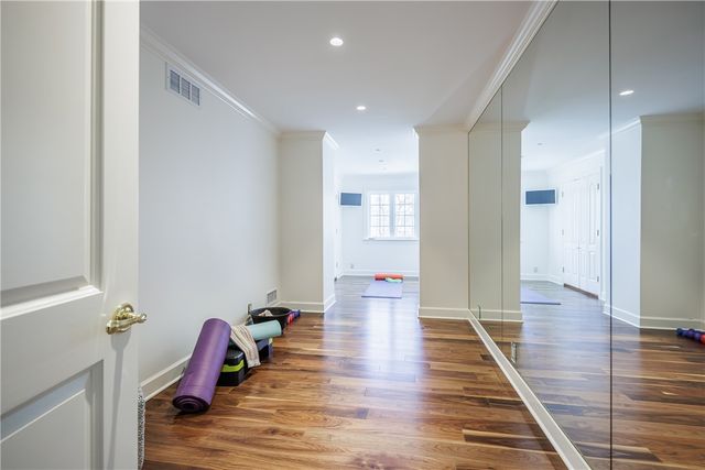 509 Allens Creek Road, Pittsford, NY 14618