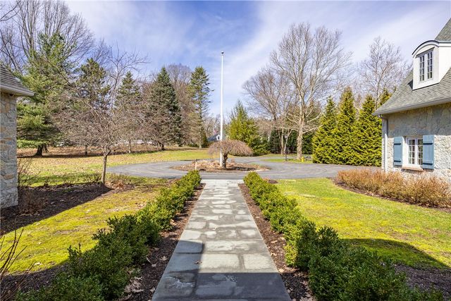 509 Allens Creek Road, Pittsford, NY 14618