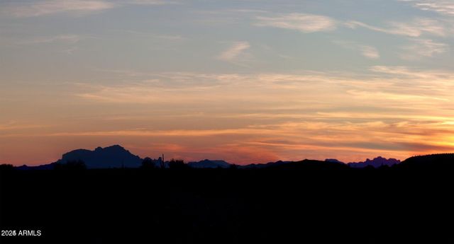 2433 S 357th Drive, Tonopah, AZ 85354