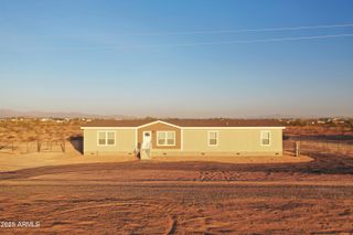 2433 S 357th Drive, Tonopah, AZ 85354