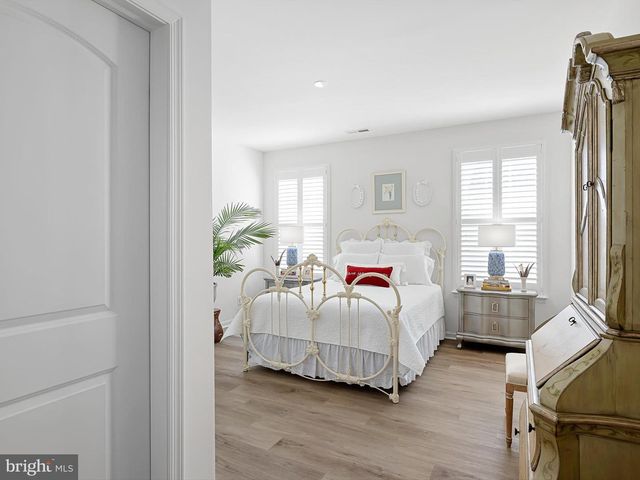 112 FAIRMONT LN, Dover, DE 19904