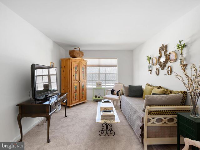 112 FAIRMONT LN, Dover, DE 19904