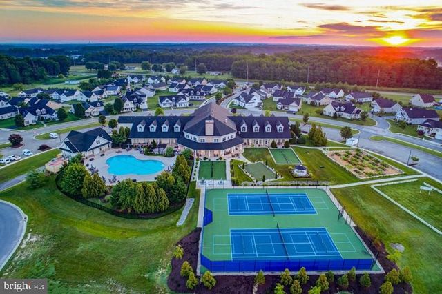 112 FAIRMONT LN, Dover, DE 19904