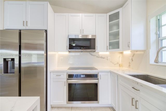 17676 SW 6th Ct, Pembroke Pines, FL 33029