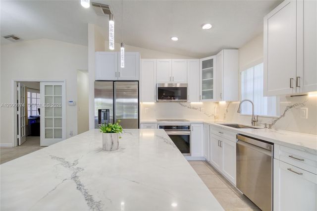 17676 SW 6th Ct, Pembroke Pines, FL 33029