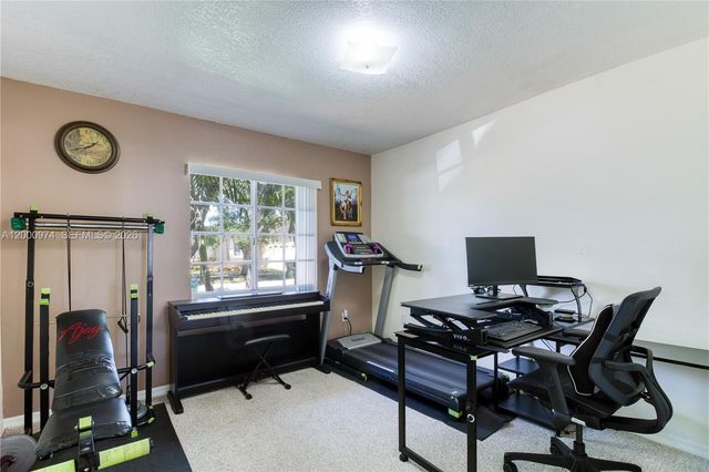 17676 SW 6th Ct, Pembroke Pines, FL 33029