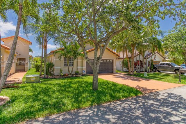 17676 SW 6th Ct, Pembroke Pines, FL 33029