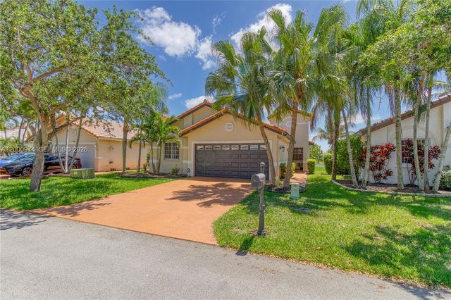 17676 SW 6th Ct, Pembroke Pines, FL 33029