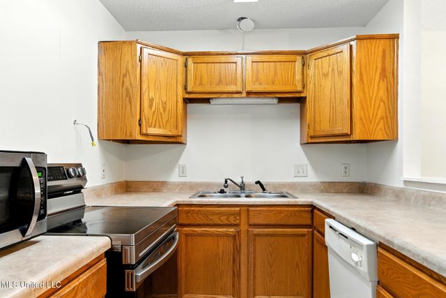 4350 Biglin Bayou Drive, D'iberville, MS 39540