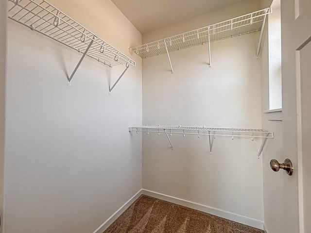 W194N15744 East Gate COURT, Jackson, WI 53037
