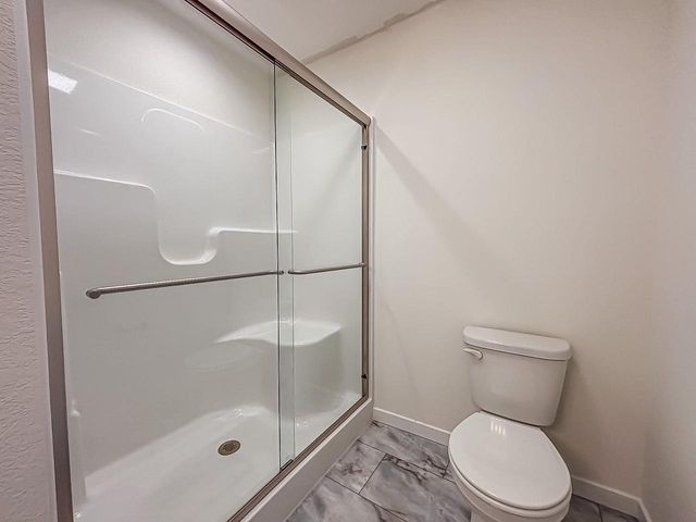 W194N15744 East Gate COURT, Jackson, WI 53037