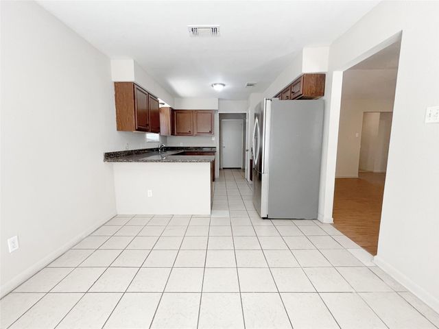 1922 Havenhouse, Spring, TX 77386