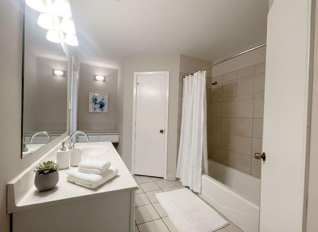 1922 Havenhouse, Spring, TX 77386