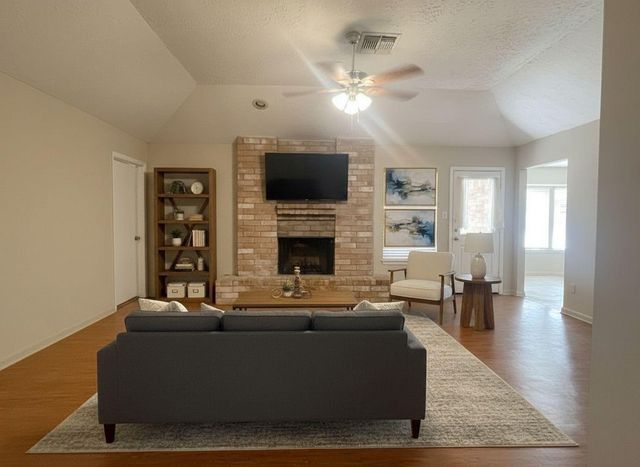 1922 Havenhouse, Spring, TX 77386