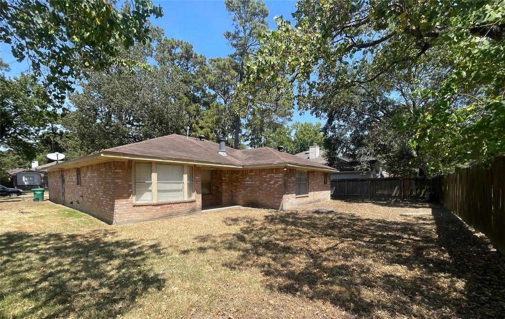 1922 Havenhouse, Spring, TX 77386