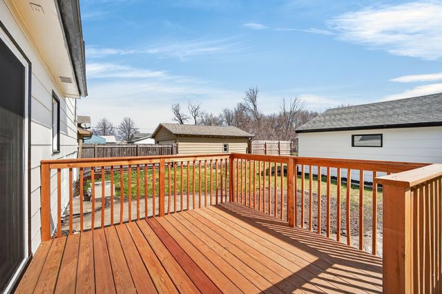 5621 SE 8th Street, Des Moines, IA 50315