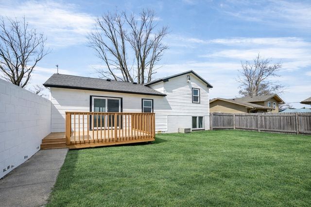 5621 SE 8th Street, Des Moines, IA 50315