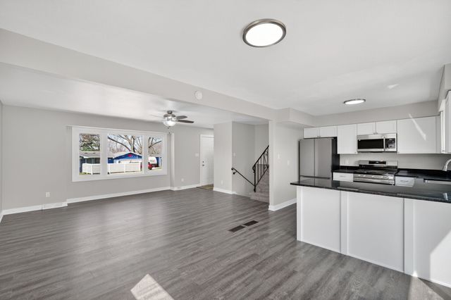 5621 SE 8th Street, Des Moines, IA 50315