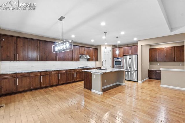 8118 Cedarstone Lane, Colorado Springs, CO 80927