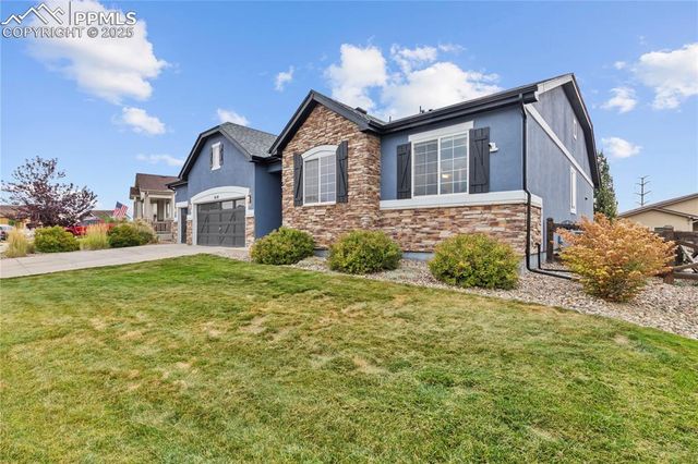 8118 Cedarstone Lane, Colorado Springs, CO 80927