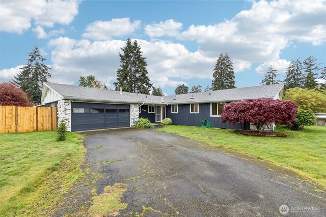 6202 84th Street SW, Lakewood, WA 98499