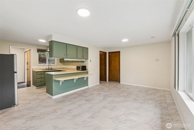 6202 84th Street SW, Lakewood, WA 98499