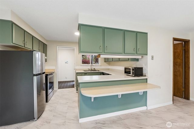 6202 84th Street SW, Lakewood, WA 98499