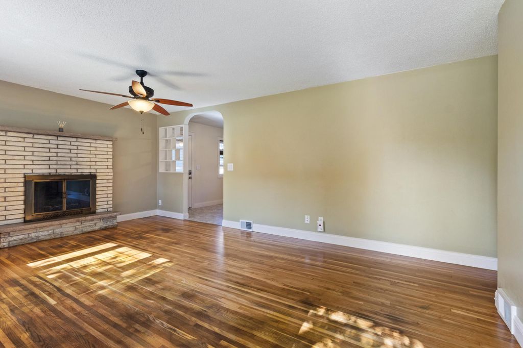 5340 Byron Avenue N, Crystal, MN 55429 — photo 5